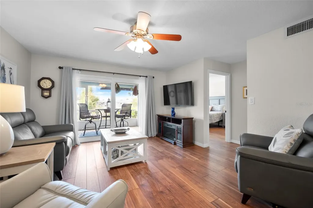 5725 Greenwood Avenue North Port FL 34287