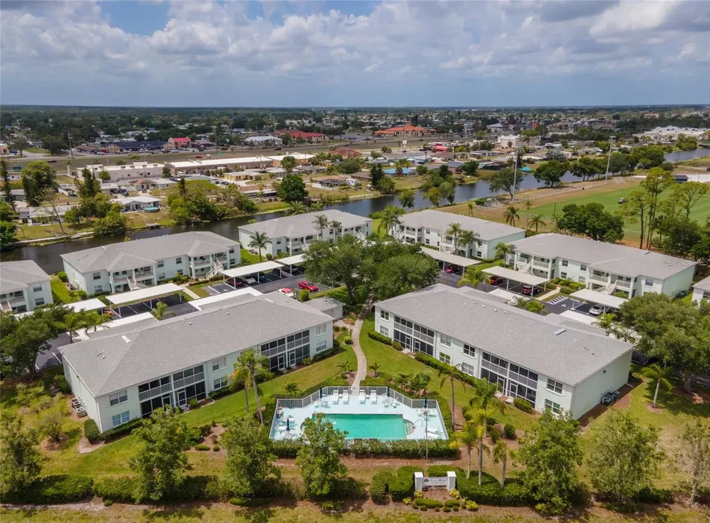 5725 Greenwood Avenue North Port FL 34287