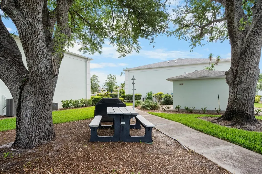 5725 Greenwood Avenue North Port FL 34287