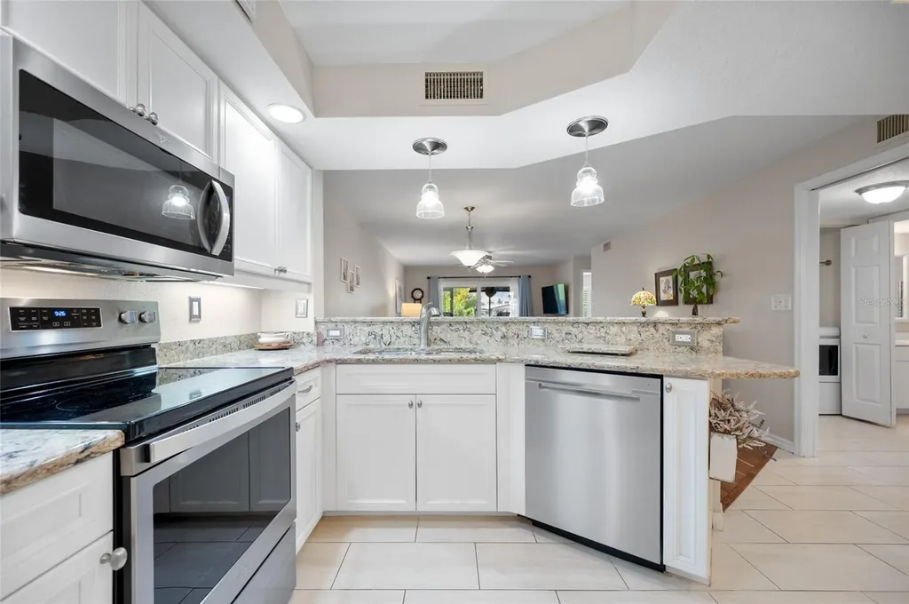 5725 Greenwood Avenue North Port FL 34287