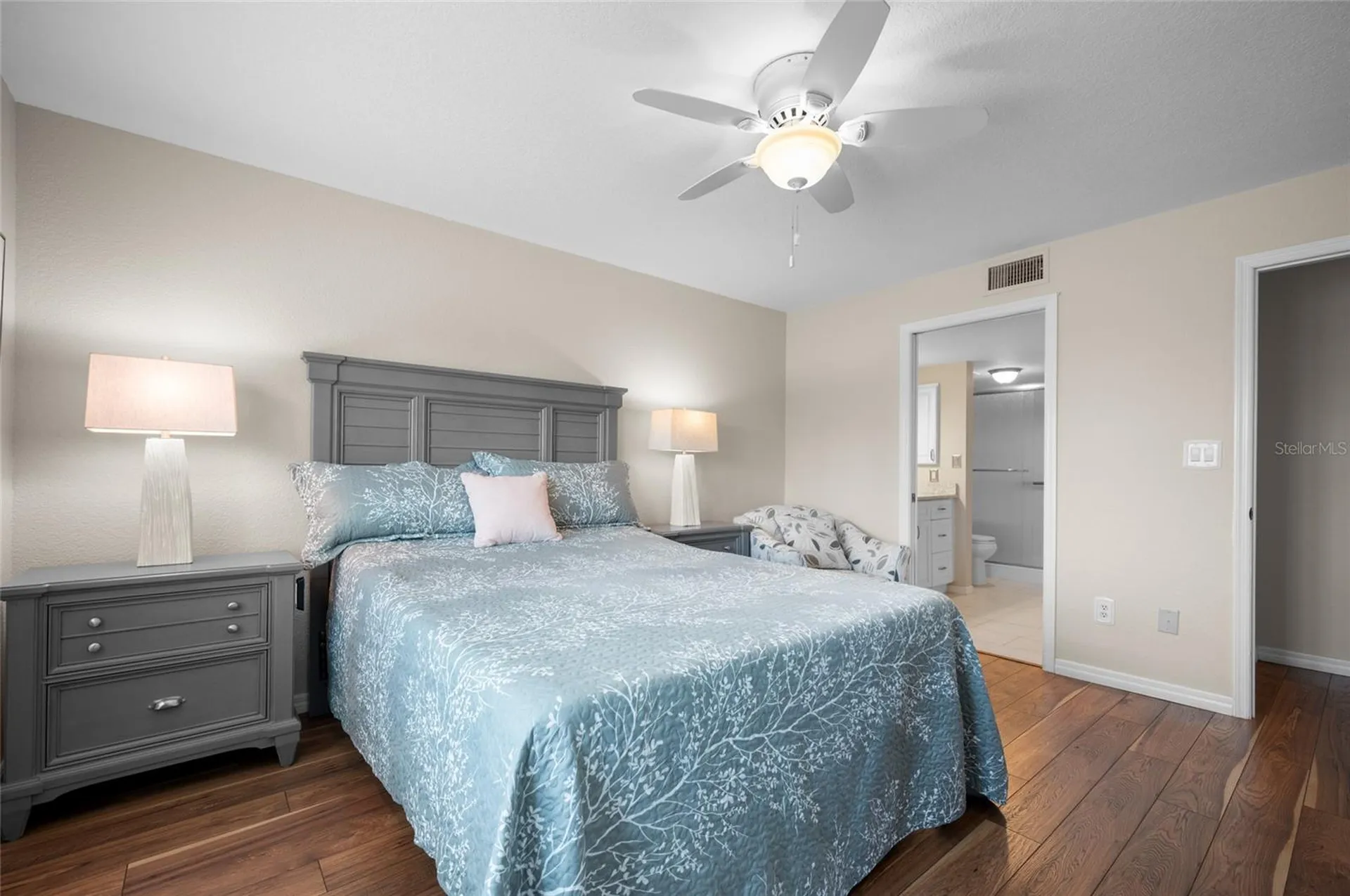 5725 Greenwood Avenue North Port FL 34287