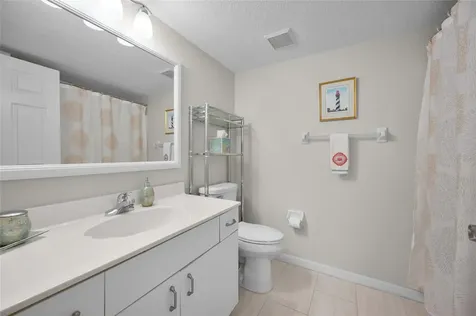 5725 Greenwood Avenue North Port FL 34287