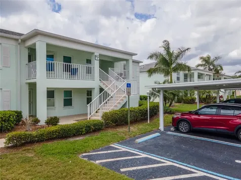 5725 Greenwood Avenue North Port FL 34287