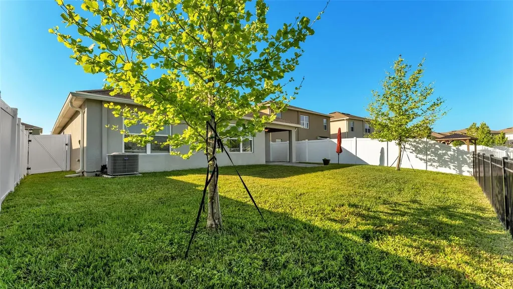 2633 Galway Grove Way Lakeland FL 33811