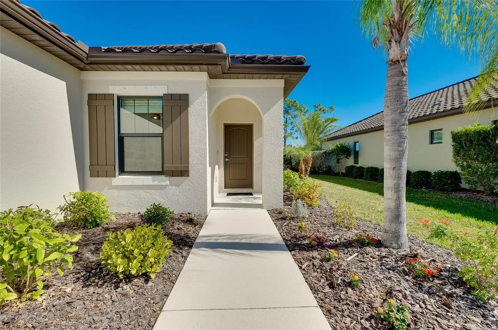220 Brienza Loop Nokomis FL 34275