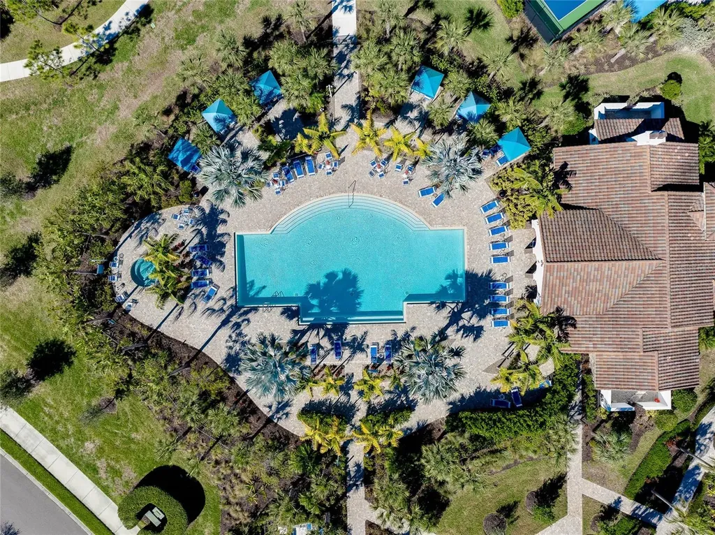 220 Brienza Loop Nokomis FL 34275