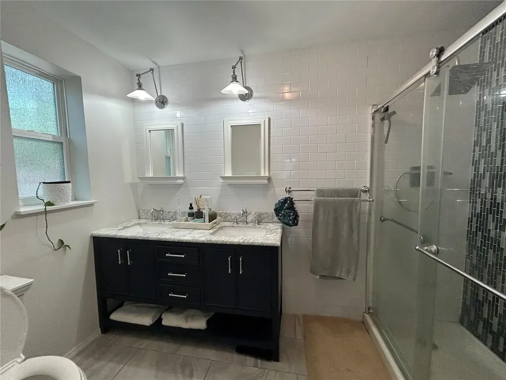 816 NE 9th Avenue Gainesville FL 32601