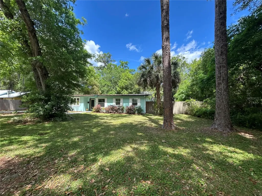 816 NE 9th Avenue Gainesville FL 32601