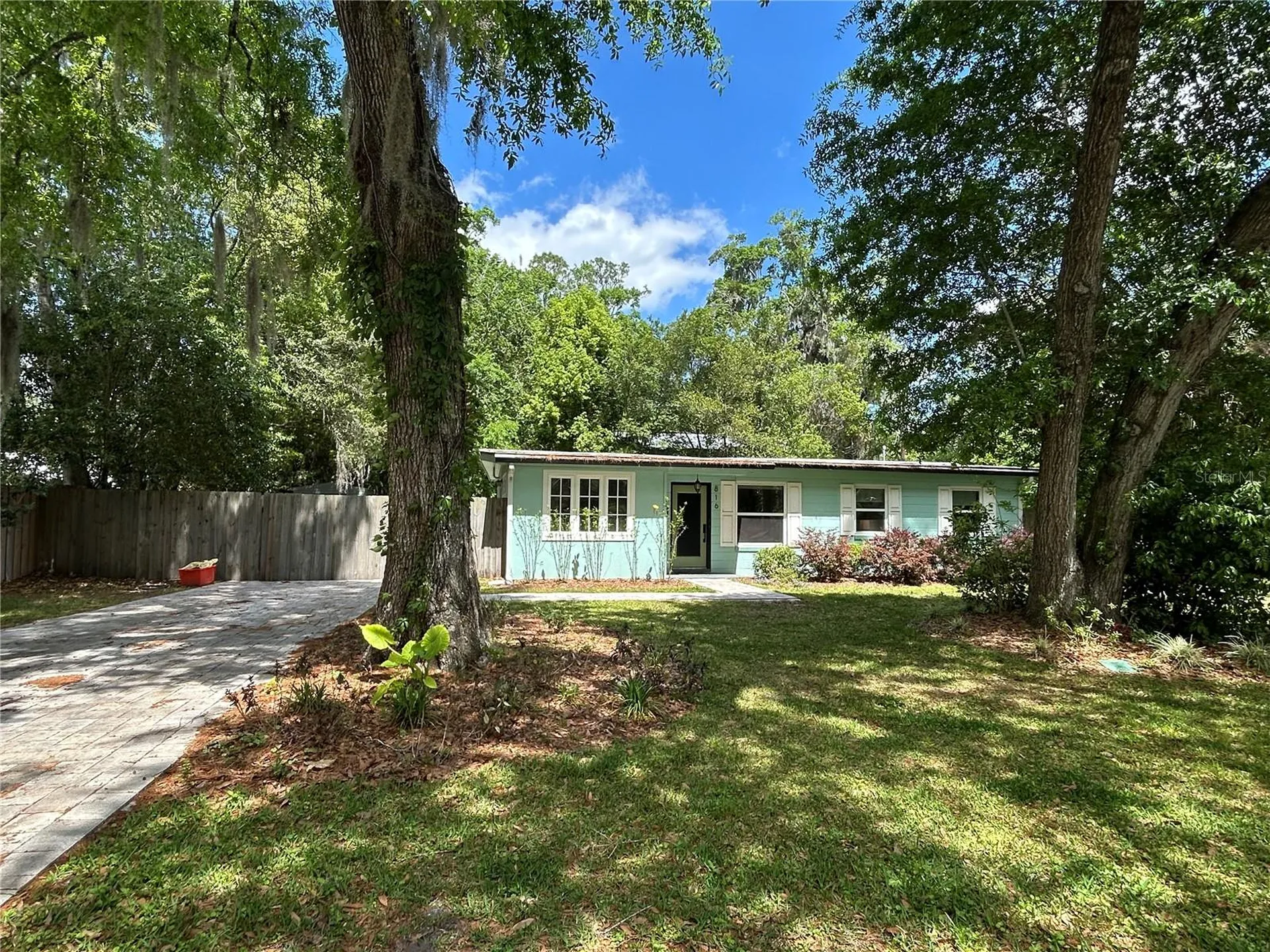 816 NE 9th Avenue Gainesville FL 32601