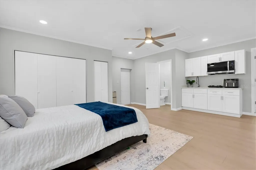 14254 84th Terrace Seminole FL 33776