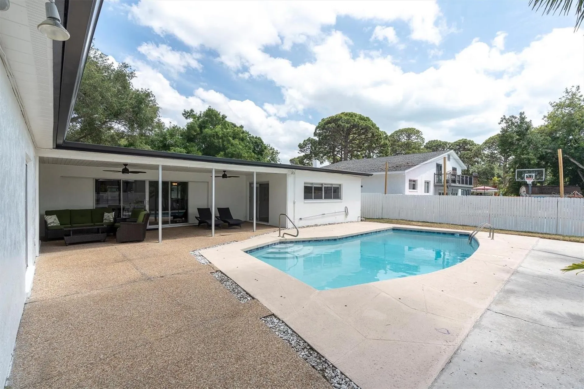 14254 84th Terrace Seminole FL 33776