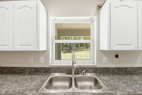 3085 W Hampshire Boulevard Citrus Springs FL 34433