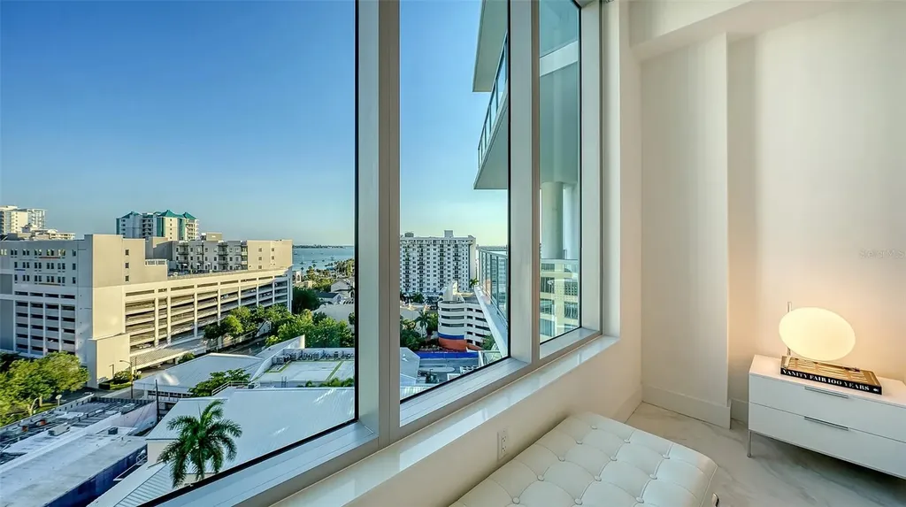 111 S Pineapple Avenue Sarasota FL 34236