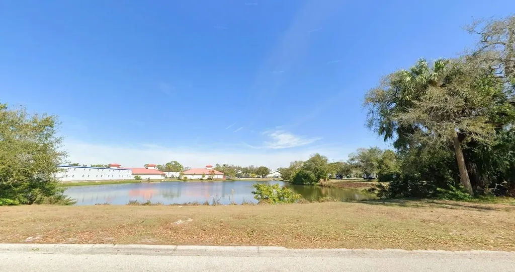 647 67th Street Circle E Bradenton FL 34208