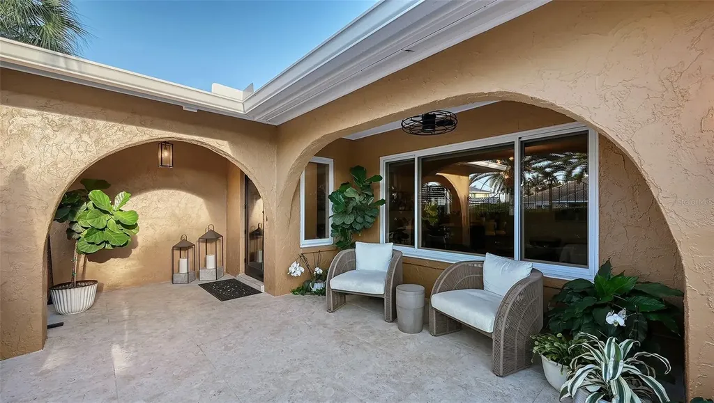 7137 Westmoreland Drive Sarasota FL 34243