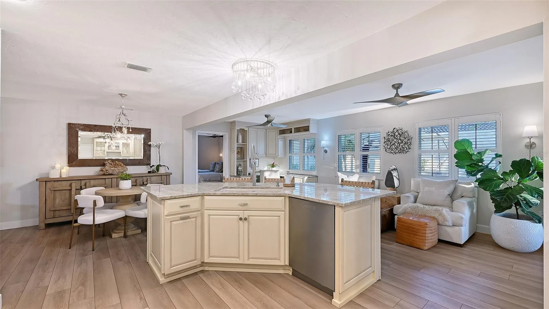 7137 Westmoreland Drive Sarasota FL 34243