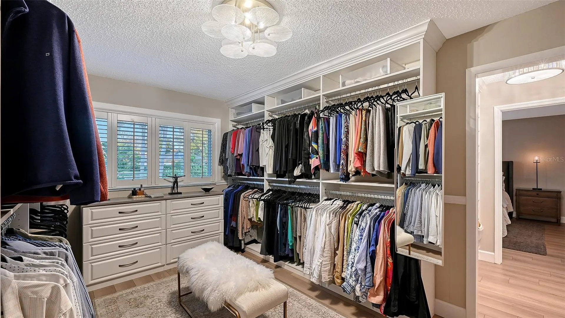 7137 Westmoreland Drive Sarasota FL 34243