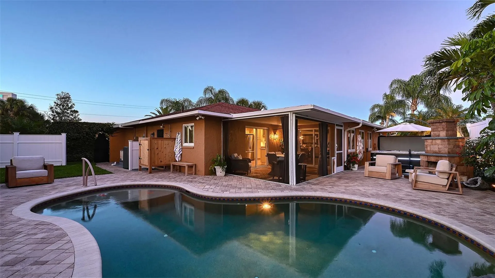 7137 Westmoreland Drive Sarasota FL 34243