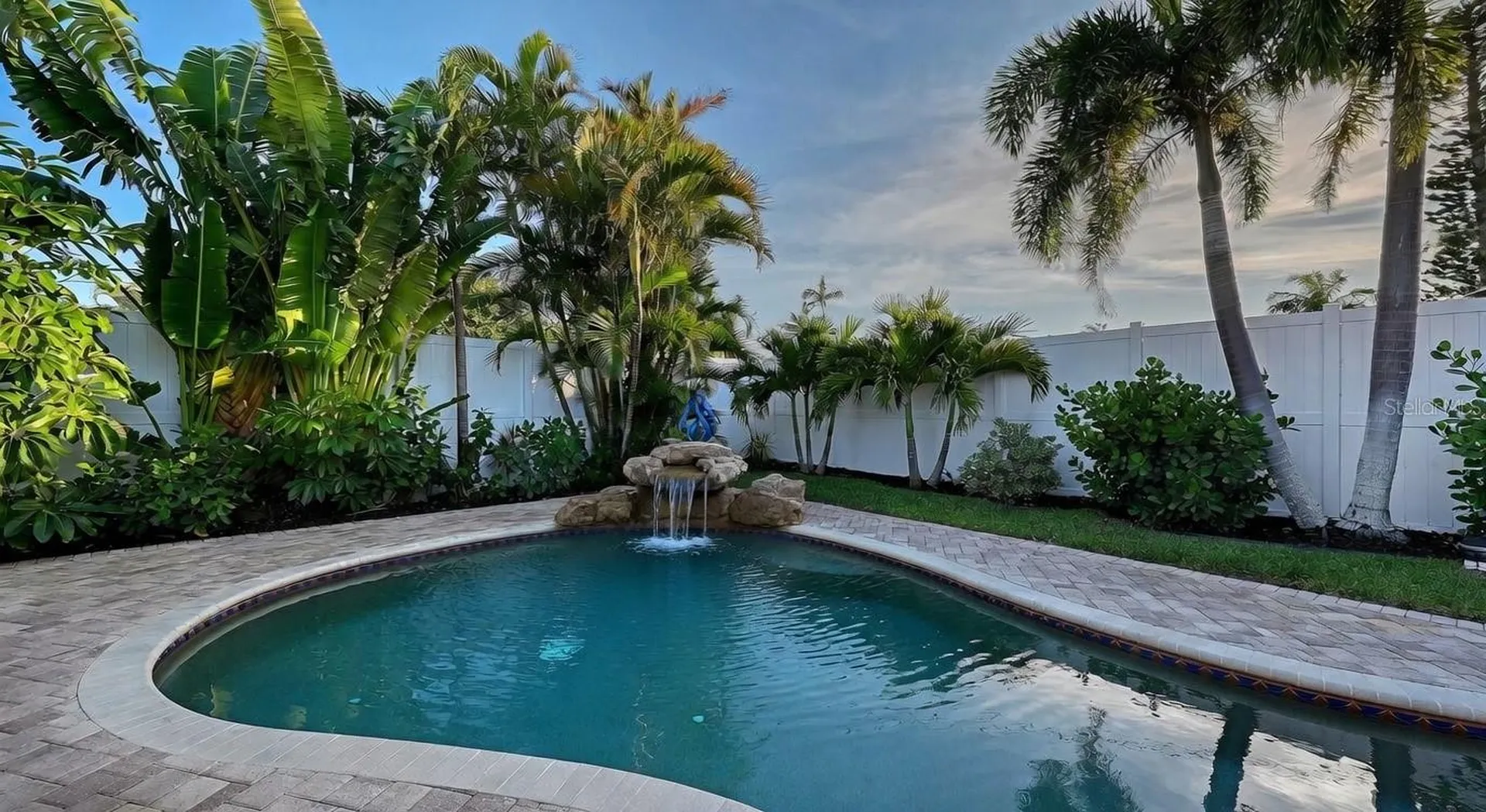 7137 Westmoreland Drive Sarasota FL 34243