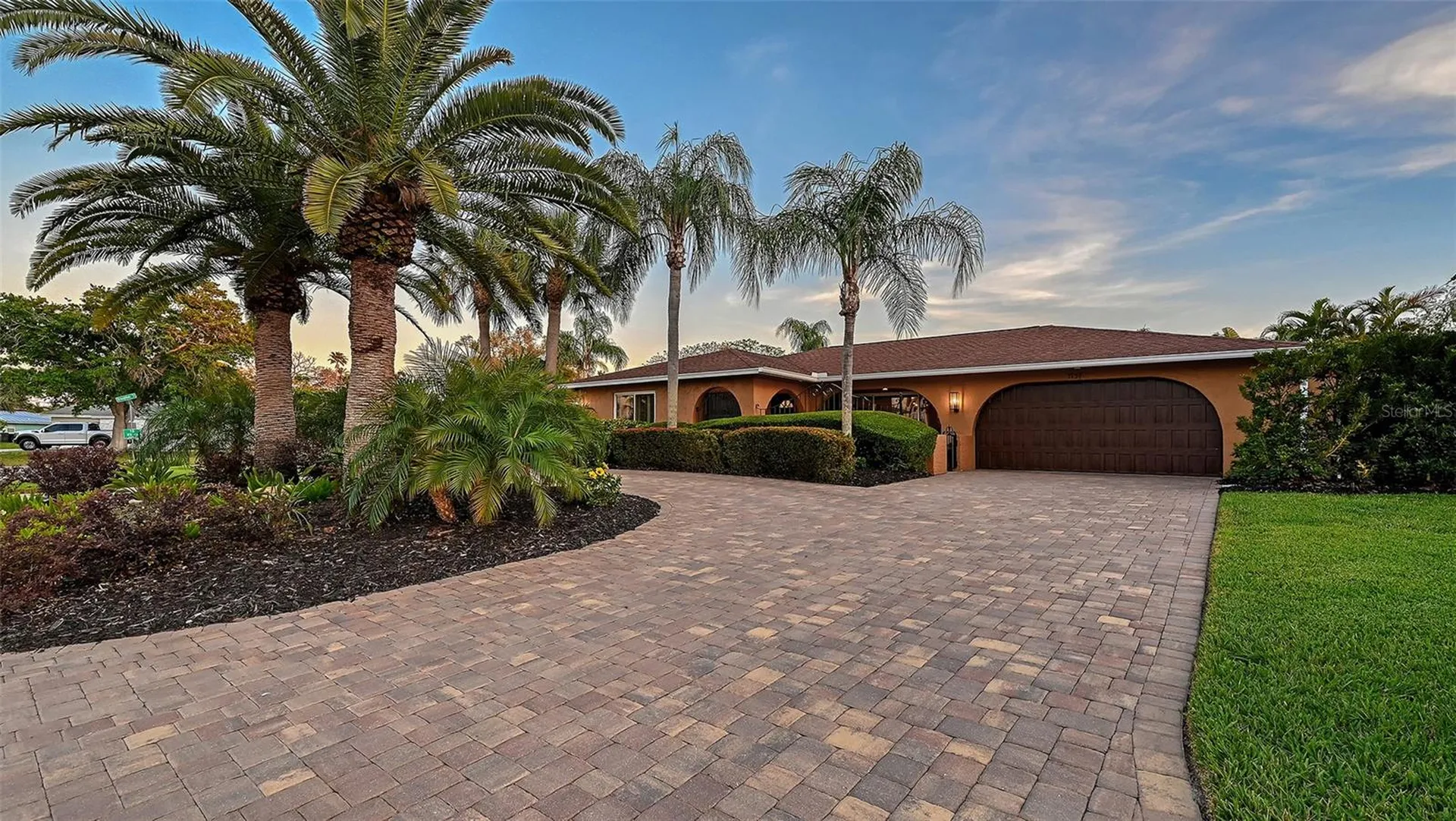 7137 Westmoreland Drive Sarasota FL 34243