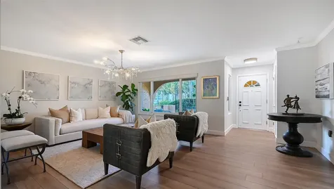 7137 Westmoreland Drive Sarasota FL 34243