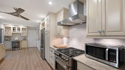 7137 Westmoreland Drive Sarasota FL 34243