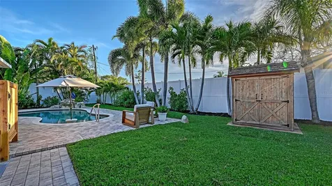 7137 Westmoreland Drive Sarasota FL 34243