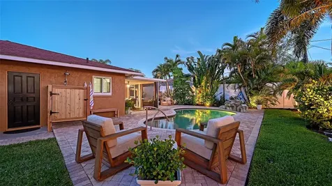 7137 Westmoreland Drive Sarasota FL 34243