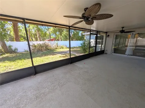 719 Regent Circle S Brandon FL 33511