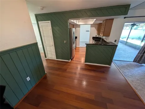 719 Regent Circle S Brandon FL 33511