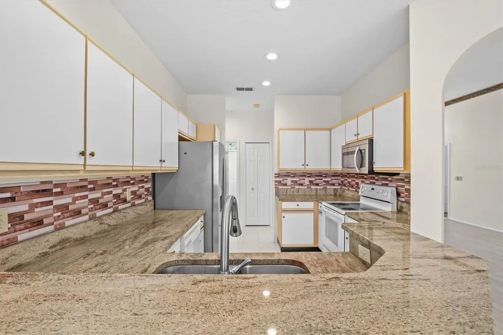 324 Wood Dove Avenue Tarpon Springs FL 34689