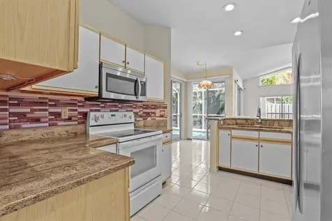 324 Wood Dove Avenue Tarpon Springs FL 34689