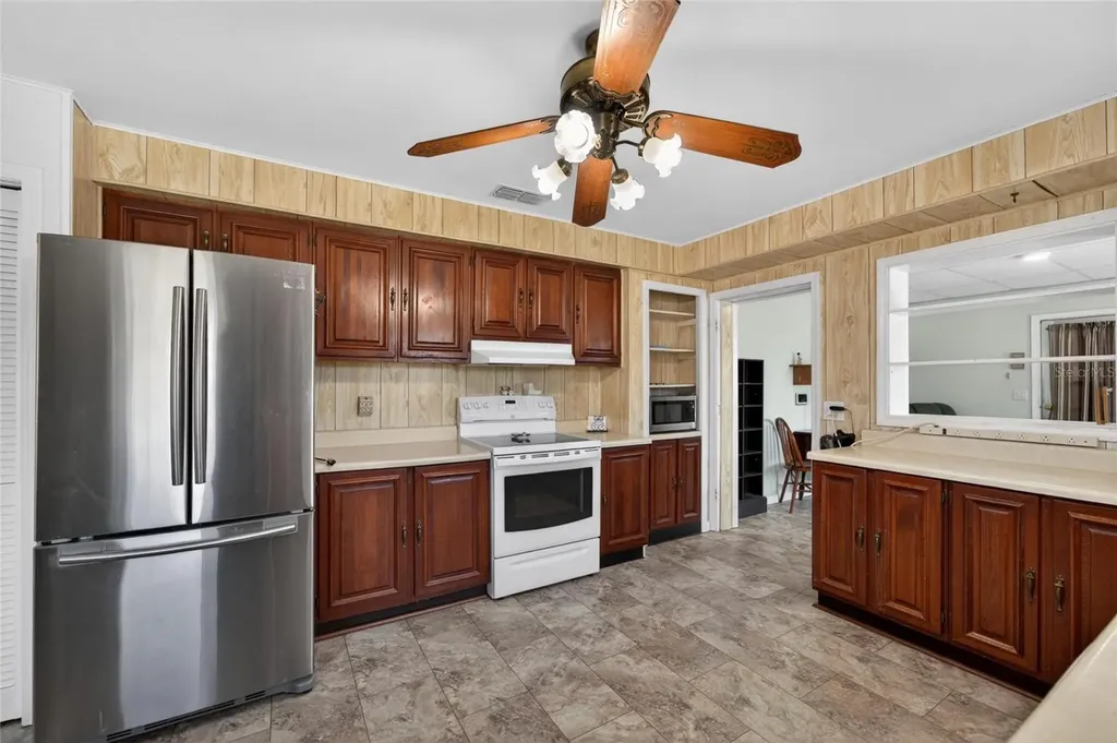 39407 Rockford Avenue Zephyrhills FL 33542
