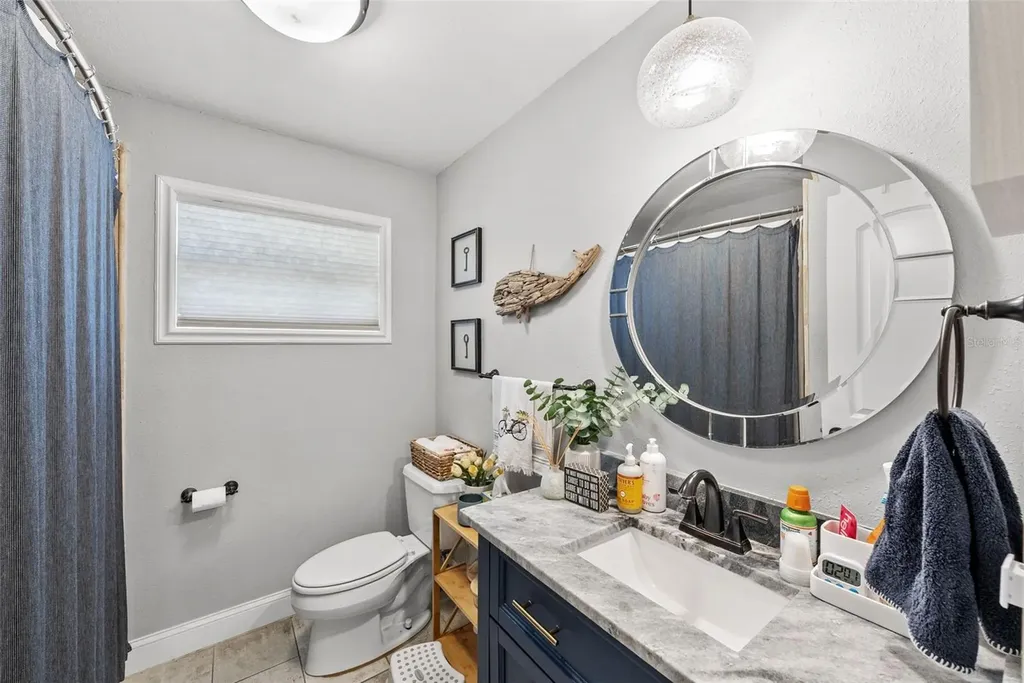 3702 W Tyson Avenue Tampa FL 33611