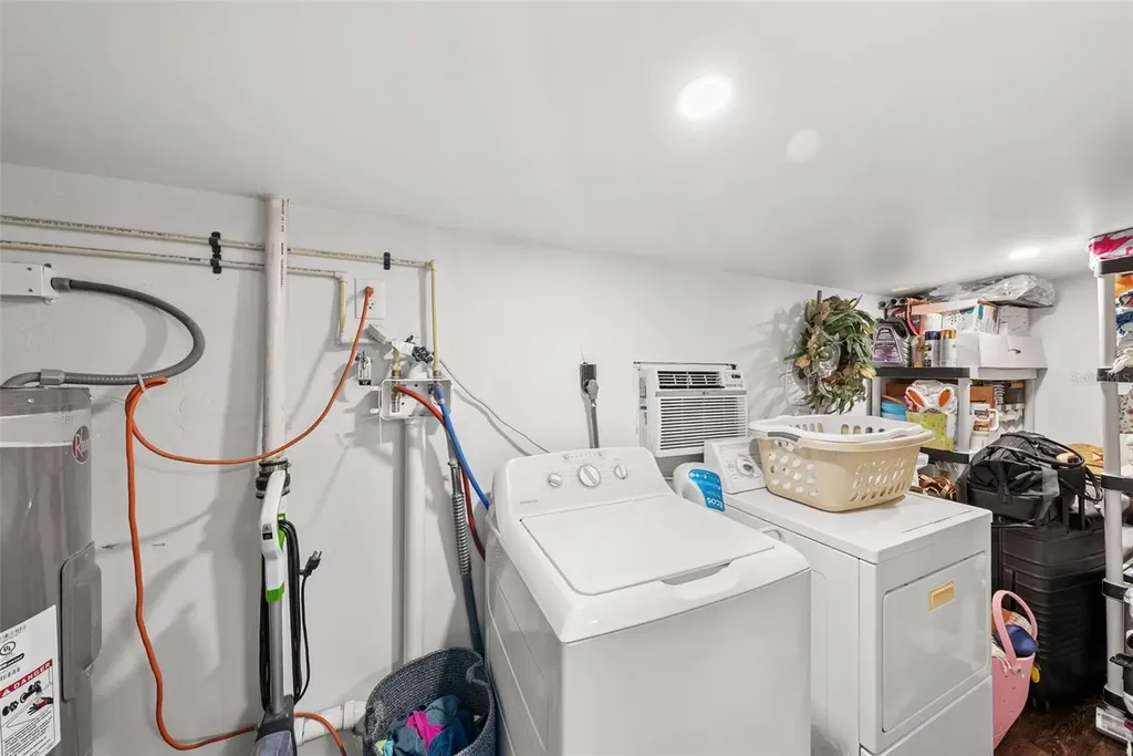3702 W Tyson Avenue Tampa FL 33611