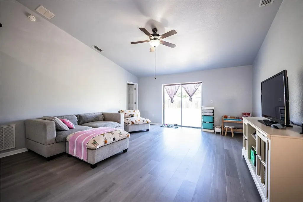 3130 Winchester Estates Loop Lakeland FL 33810