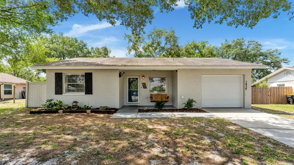 1434 Periwinkle Court Lakeland FL 33811