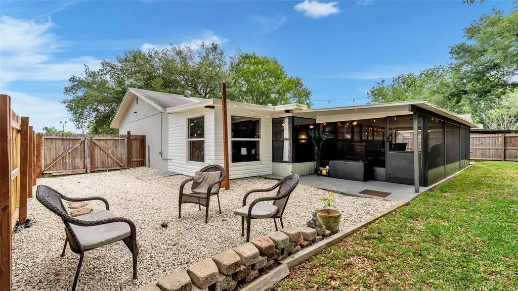 1434 Periwinkle Court Lakeland FL 33811