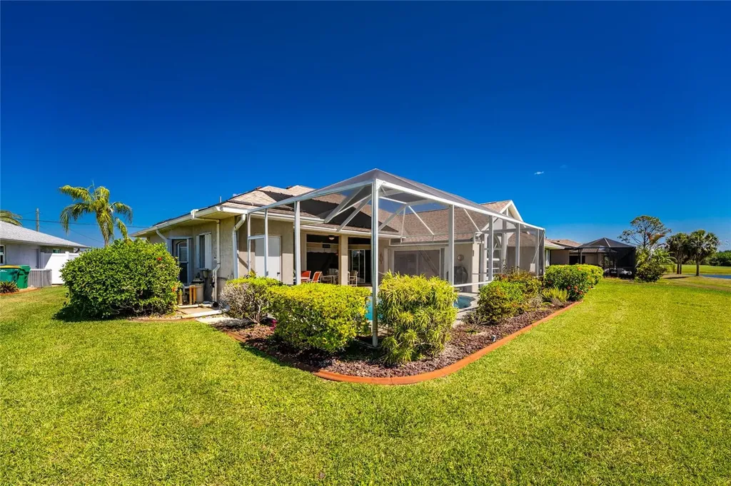 28 Medalist Court Rotonda West FL 33947