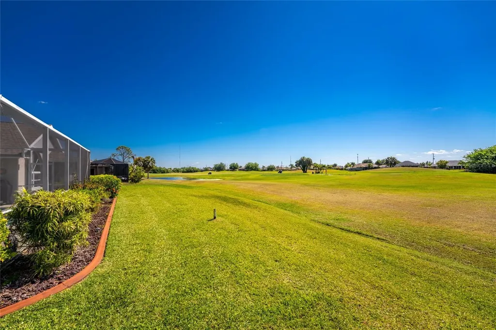28 Medalist Court Rotonda West FL 33947