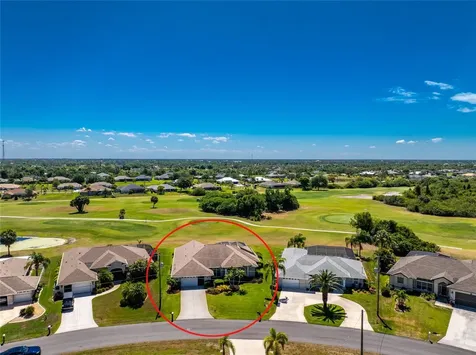 28 Medalist Court Rotonda West FL 33947