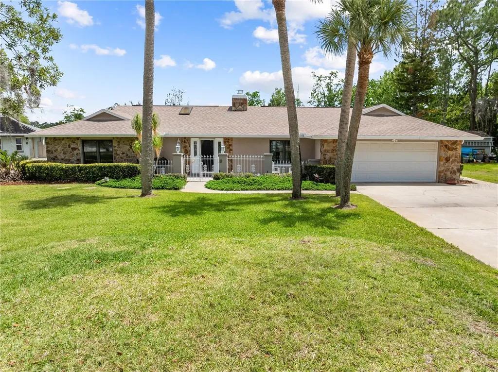 6770 Bay Shore Drive St Cloud FL 34771