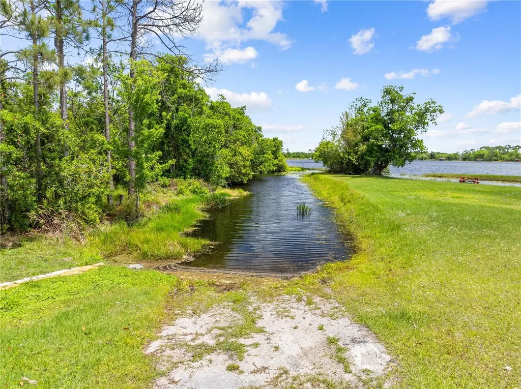 6770 Bay Shore Drive St Cloud FL 34771
