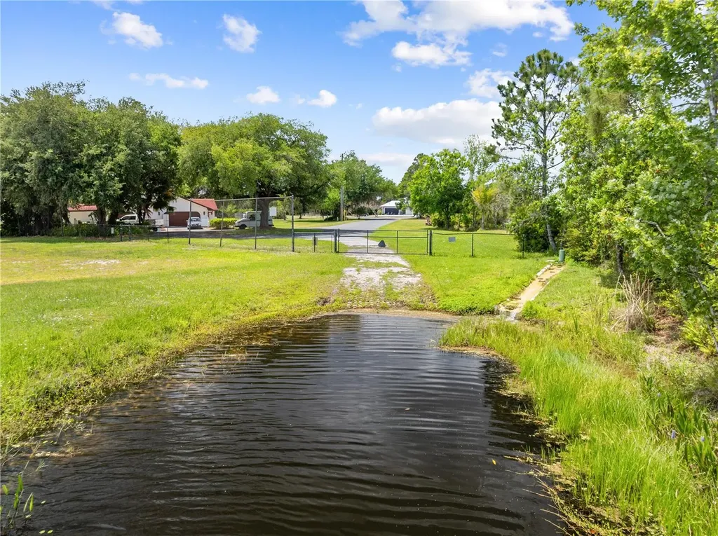 6770 Bay Shore Drive St Cloud FL 34771