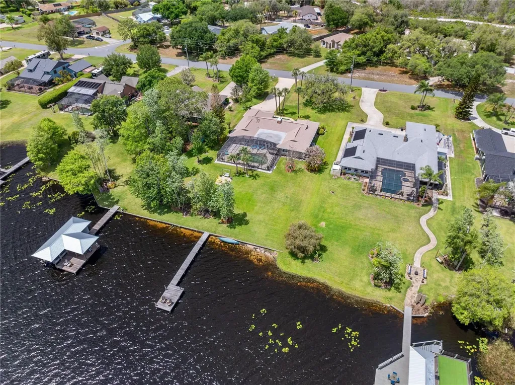 6770 Bay Shore Drive St Cloud FL 34771