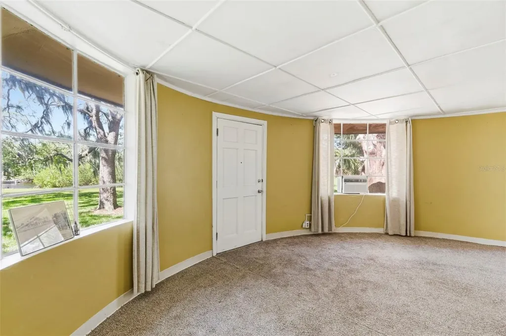 5651 Monroe Street New Port Richey FL 34653