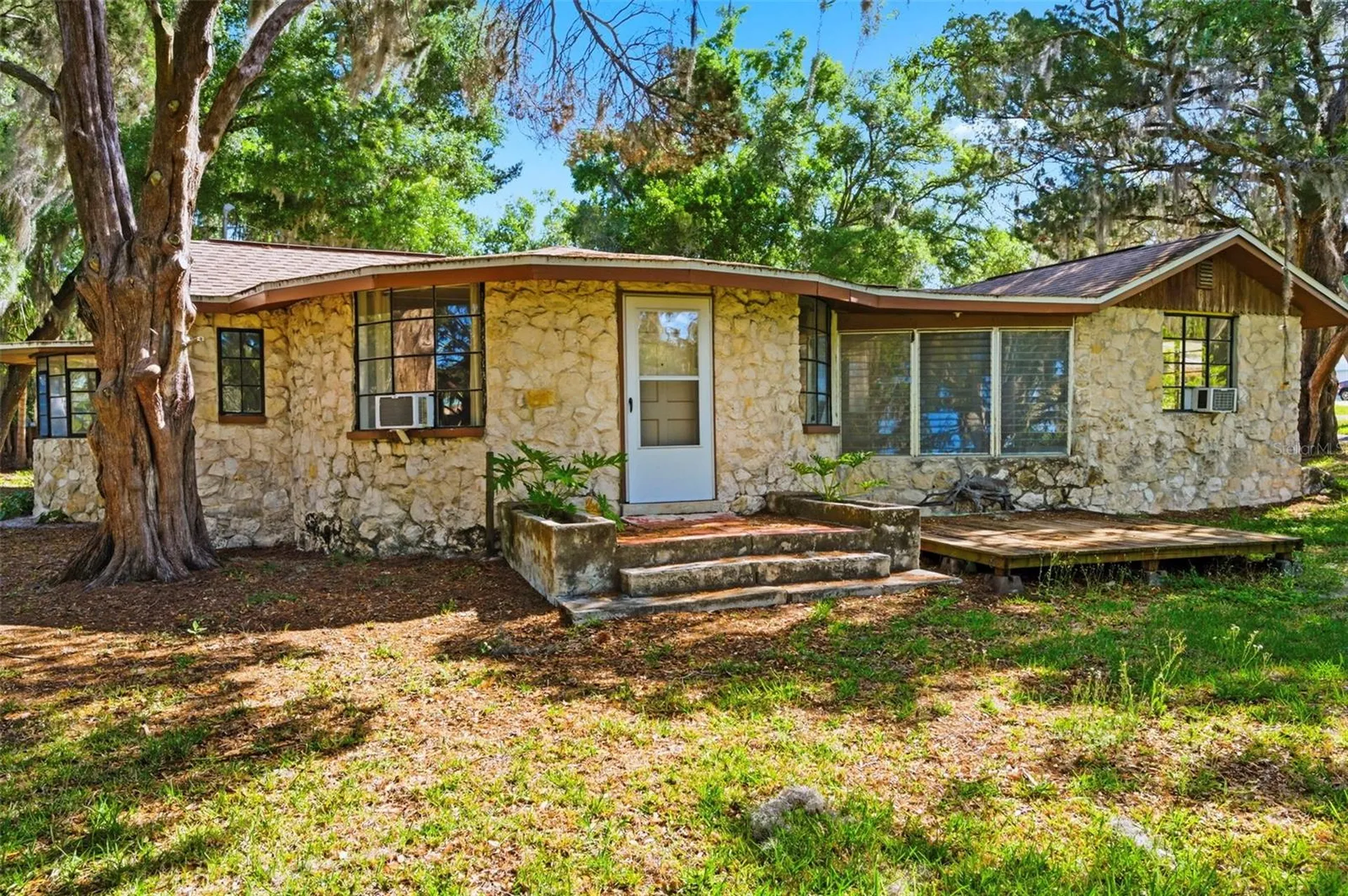 5651 Monroe Street New Port Richey FL 34653