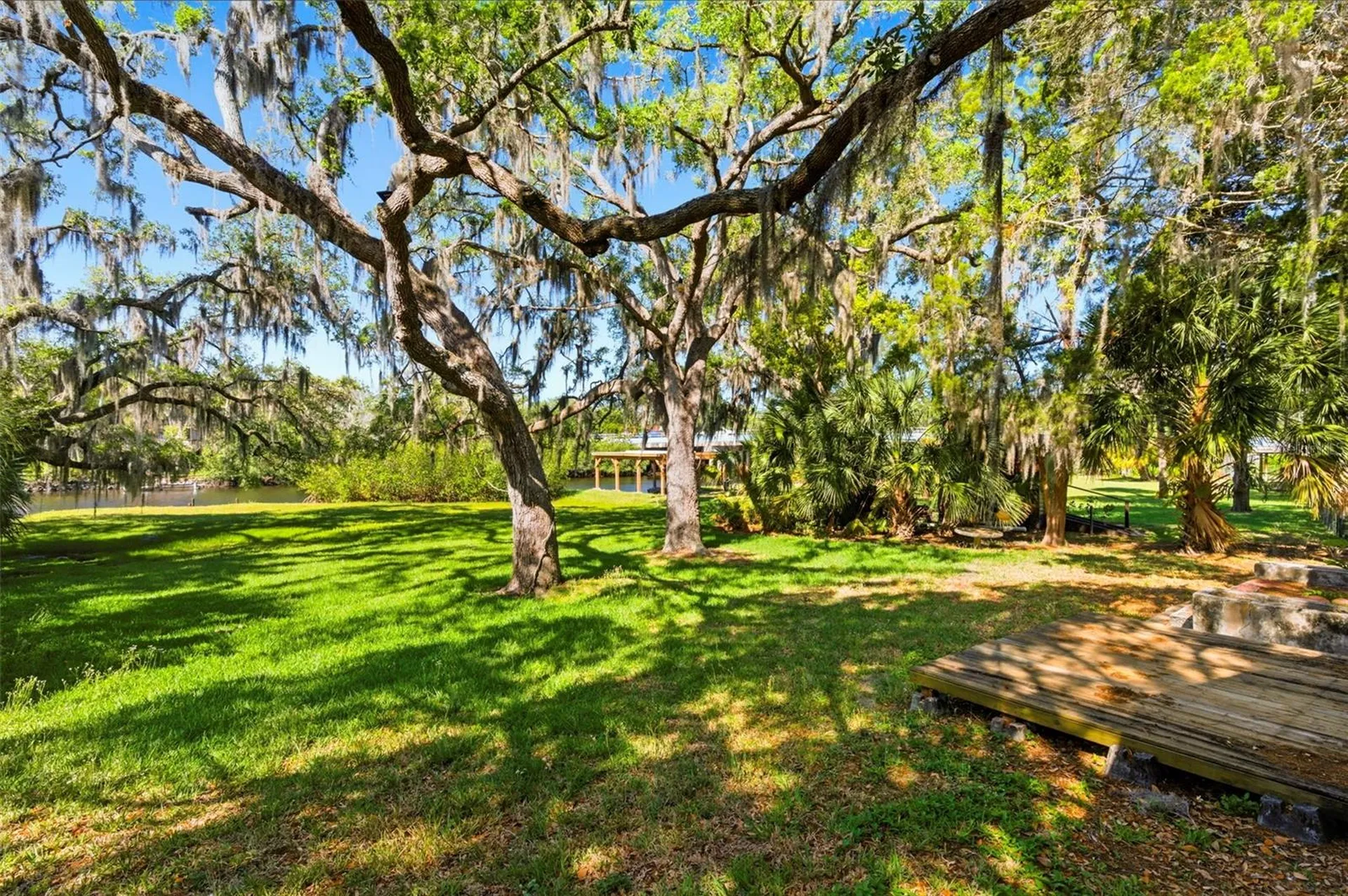 5651 Monroe Street New Port Richey FL 34653