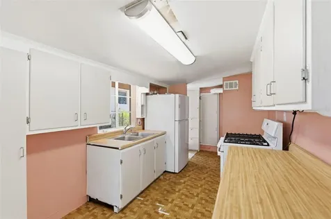 5651 Monroe Street New Port Richey FL 34653