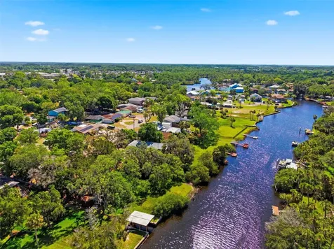 5651 Monroe Street New Port Richey FL 34653
